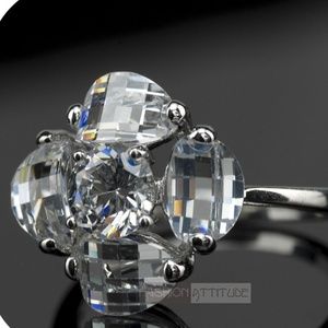 Stunning 18K White GP Swarovski Crystal Ring